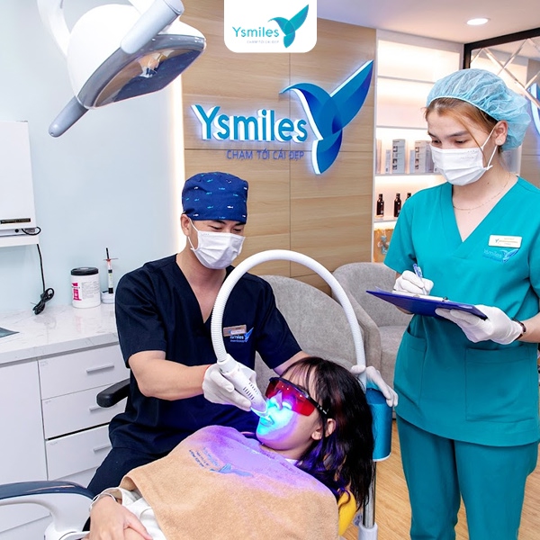 Trám răng giúp phục hồi hình dáng răng bị sâu, mẻ hay không đều