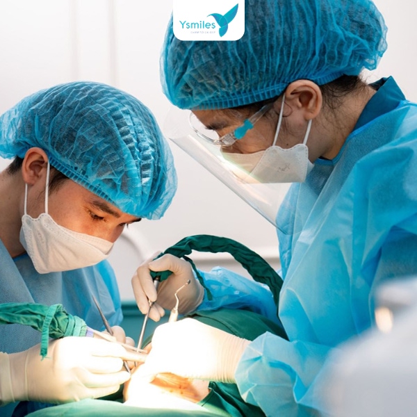 Thực hiện trồng răng Implant chuẩn an toàn